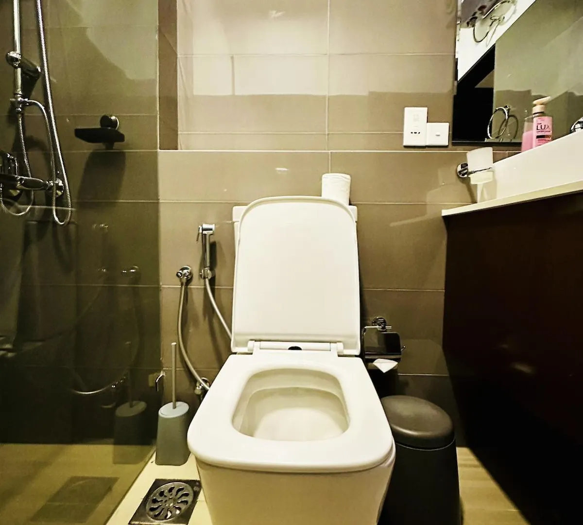 Ocean Retreat Negombo Sea View Apartment